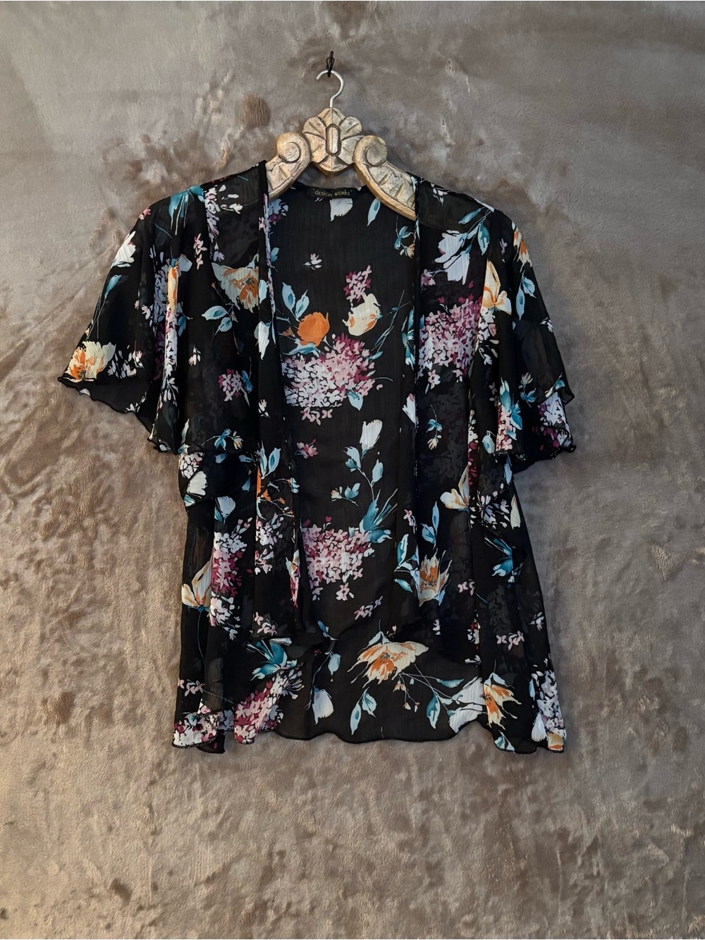 Vintage Design Works Women’s  Floral Sheer Cardigan Black Floral Print Size M